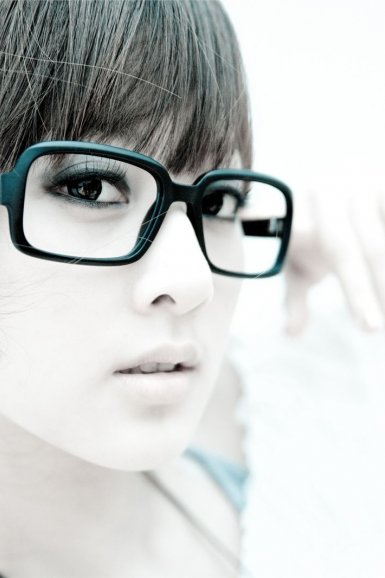 华体会(中国)|贾静雯与前夫同框 梧桐妹毕业典礼合影留念